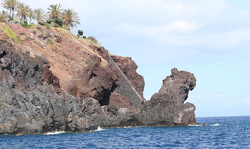Madeira Klippe von See aus