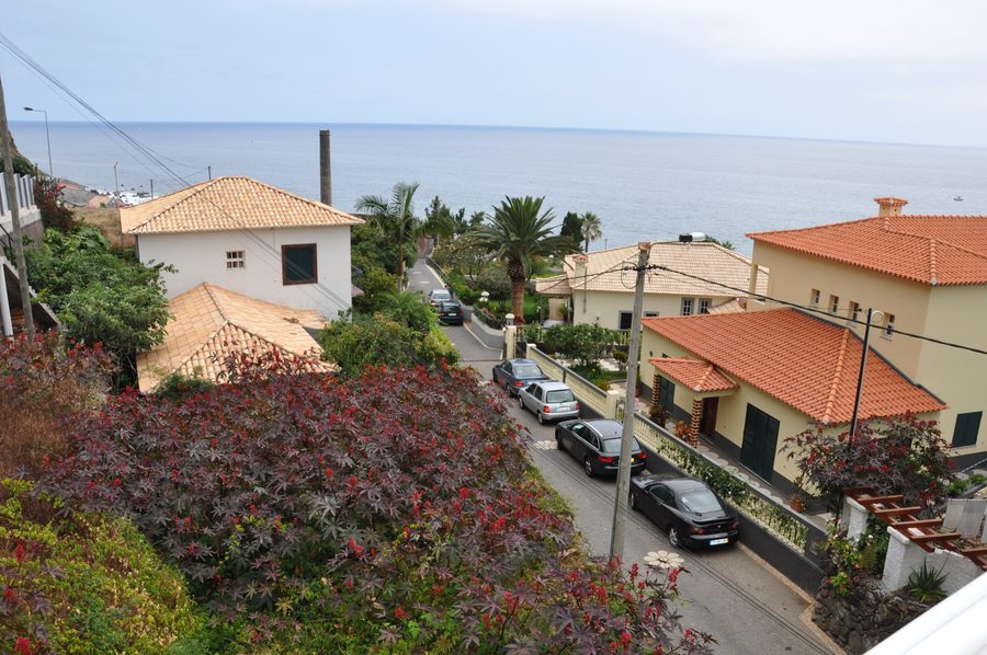 Jardim do Mar auf Madeira mit Küstenlandschaft und Häusern am Atlantik