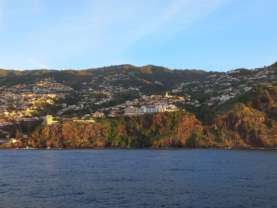 Außenansicht der Pfarrkirche von São Gonçalo in Funchal auf Madeira